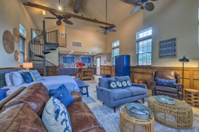 Trendy House with Hot Tub - 3 Blocks to Main Street!